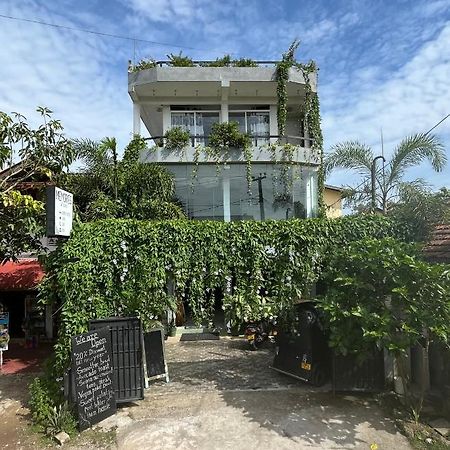 Memories Weligama Hostel Exterior photo