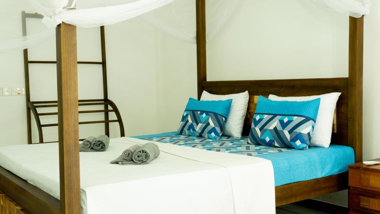 Memories Weligama Hostel Exterior photo